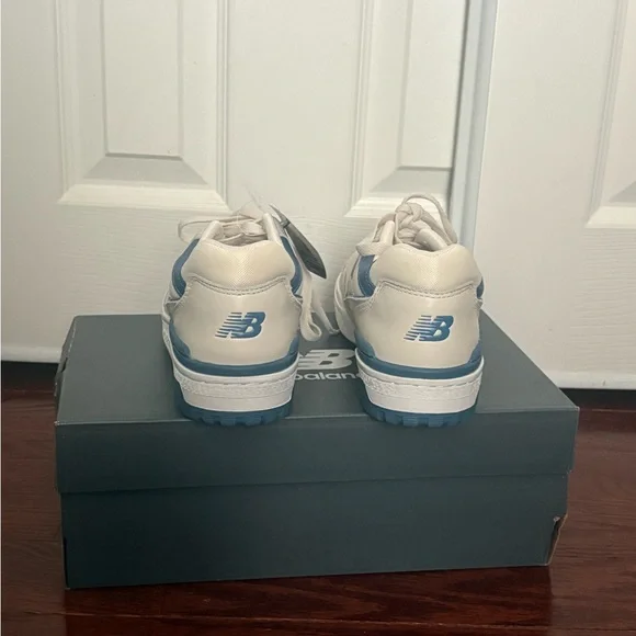 New Balance Women’s 550 Basketball Sneaker Shoes - Size 8.5 - Picture 5 of 9